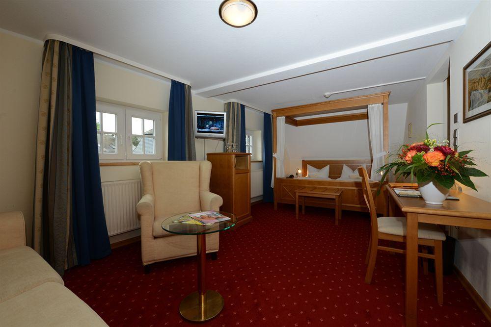 Hotel Blaue Ecke Adenau Eksteriør bilde